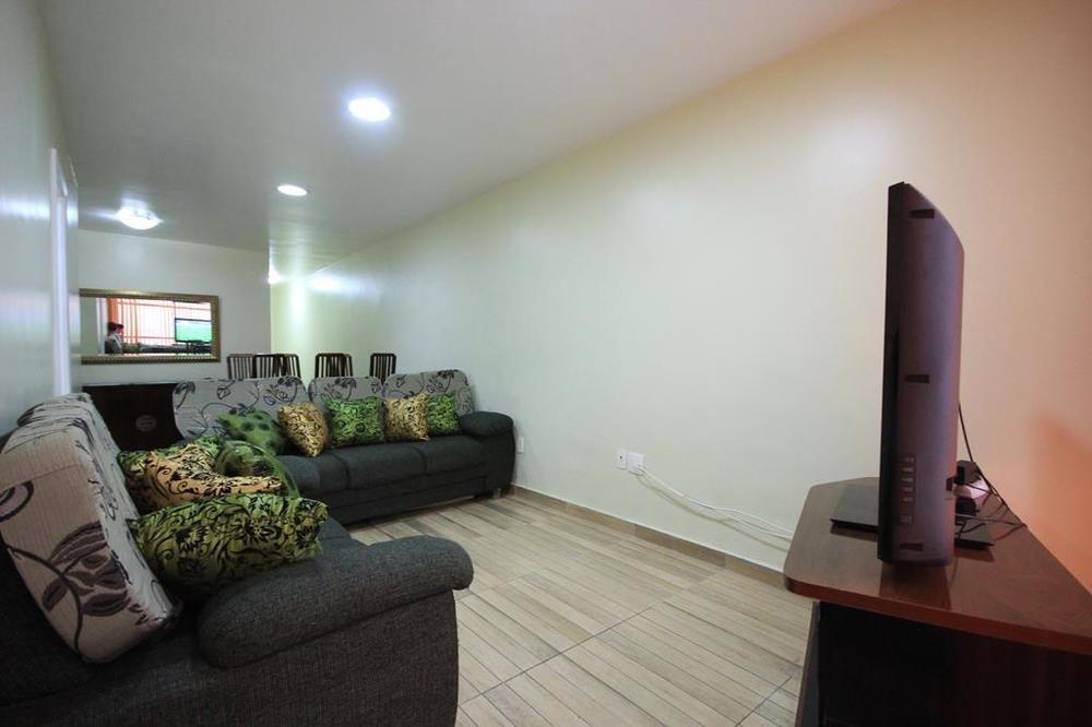 Garibaldi 102 Apartamento